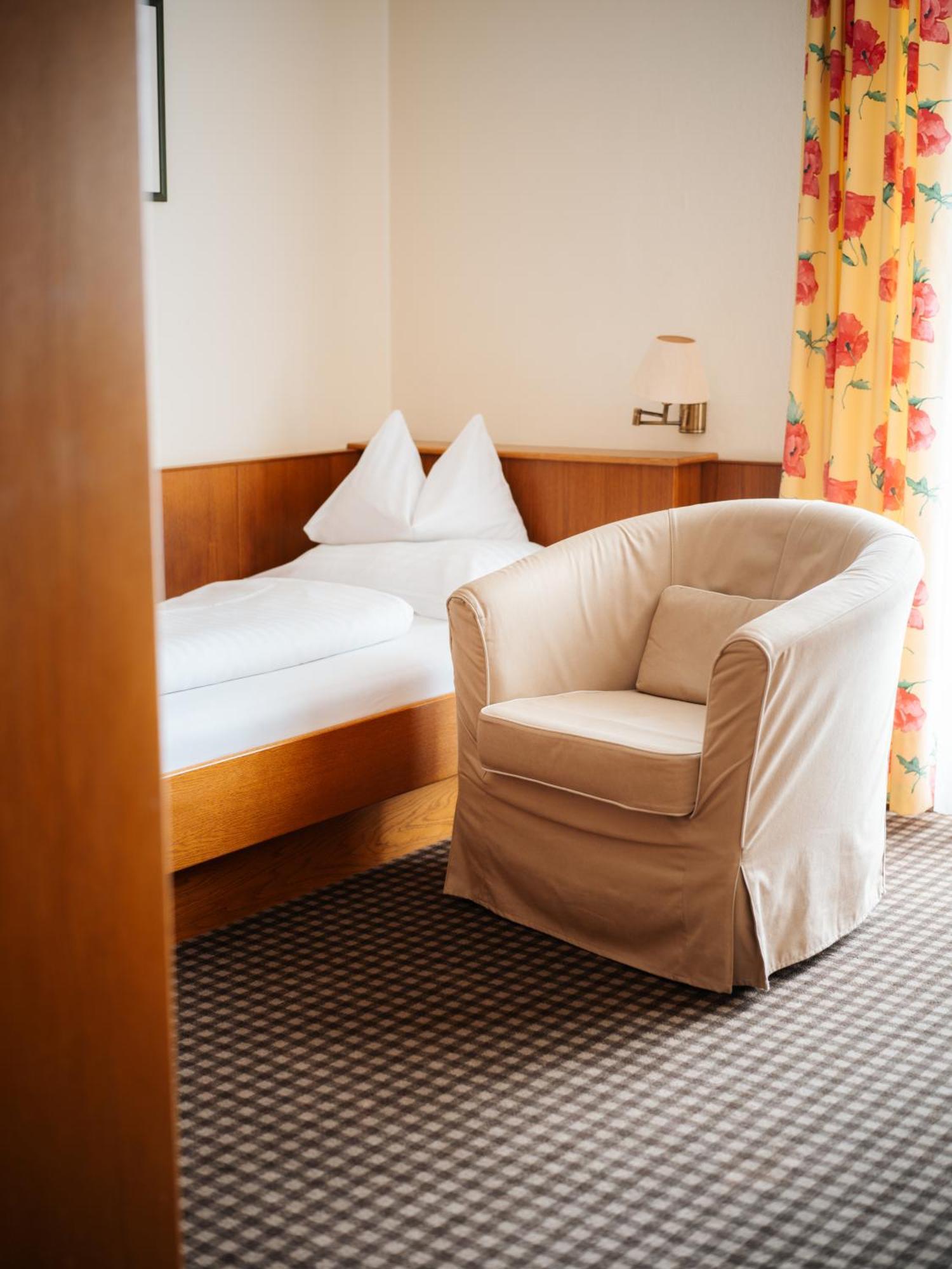 Seehotel Ressmann Drobollach am Faaker See Room photo